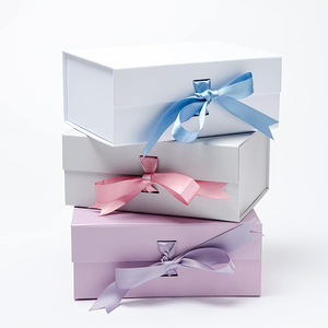 Kotak Kemasan Lipat Kardus dengan Pita untuk Pakaian, Kosmetik, dan Hadiah, Logo Kustom, Produksi Guangzhou - Product Image 3