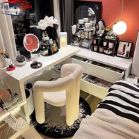 Chaise de maquillage design style crème, minimaliste moderne avec dossier et accoudoirs, tabouret de coiffeuse de luxe léger, mobilier de chambre à coucher et de maison
