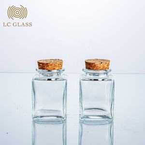 Bocal en verre vide transparent de stockage carré de 50ml pour emballage de <span class=keywords><strong>safran</strong></span> avec liège - Product Image 1