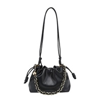 Sac à bandoulière mini en PU souple style bohème populaire en Chine 2026, sac à main portable de luxe pour femme avec chaîne dorée