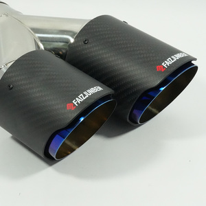 FAIZJUNBEN 車用ユニバーサルマットデュアルカーボンファイバーエキゾーストチップ バーントブルーマフラーチップ カーボンファイバーチップ カーアクセサリー - Product Image 4