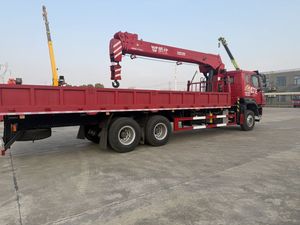 Hot Sell HOWO 6x4 Truck Mounted 10 Ton 12 Ton 14 Ton Telescopic Boom Crane For Sale - Product Image 3