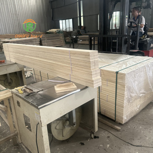Panneau de mélamine 18 mm 4x8, contreplaqué en peuplier, bouleau, pin, eucalyptus, plaqué film, pour la <span class=keywords><strong>construction</strong></span> de cadres en <span class=keywords><strong>bois</strong></span> - Product Image 3