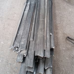 אספקת מפעל של מוטות פלדה פחמנית Q235/Q195/Q355, מוטות שטוחים משוככים בקור, הנדסת בנייה, חיתוך בהתאמה אישית, תקן GB, ז'נשינג - Product Image 3