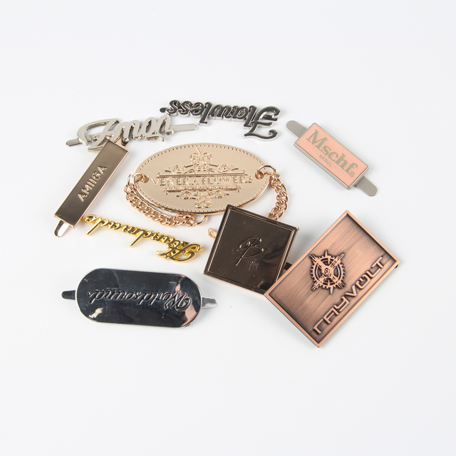 Garment Accessories Brand logo Bag Gold Embossed Metal Label Tag Metal Tag Plate Custom logo Engraved