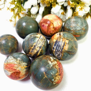 Sphère naturelle de jaspe de ruisseau de haute qualité pour la guérison ou la méditation - Product Image 1