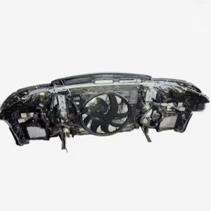 Kit de Carrocería Usado de Alta Calidad, Parrilla Delantera, Radiador, Gancho de Remolque, Instalación con Pernos para Mercedes-Benz Clase C W206 AMG C63 (6 Meses) - Product Image 3