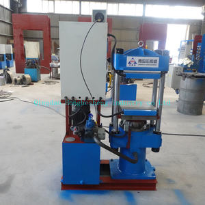 Machine de vulcanisation hydraulique pour la mise en forme du caoutchouc, pour gants de lavage de <span class=keywords><strong>vaisselle</strong></span> en caoutchouc - Product Image 4