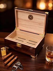 Hộp đựng xì gà bằng gỗ tuyết tùng tự nhiên, sang trọng, có thể tùy chỉnh, kèm hộp giữ ẩm, lý tưởng để làm quà tặng và sưu tầm - Product Image 4