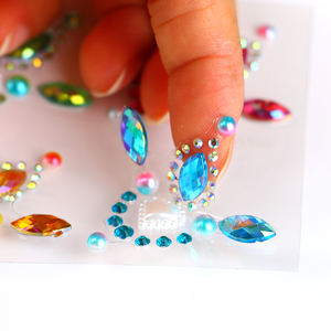 Autocollants <span class=keywords><strong>de</strong></span> strass autocollants pour le visage, bijoux corporels pour scène <span class=keywords><strong>de</strong></span> festival, tatouages temporaires pour le visage, vente en gros - Product Image 3