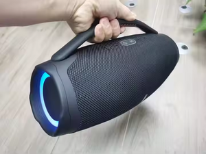 Altavoz LED Súper <span class=keywords><strong>Boombox</strong></span> <span class=keywords><strong>3</strong></span> de 20W con Bajos, Bocina Inalámbrica Portátil para Exteriores con BT, Asa y Resistencia al Agua, para Fiestas en Casa - Product Image 5