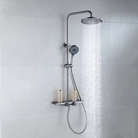 Ensemble de robinet de douche classique à poignée unique en chrome mural exposé avec jet doux en laiton pour salle de bain