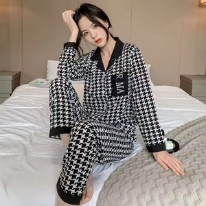 Conjuntos de Pijama Largos de Poliéster Rosa a Rayas y Cuadros para Mujer, Venta al por Mayor, Personalizados, de Manga Larga, Tejido Suave, Ropa de Dormir para 2026 - Product Image 4