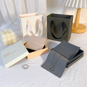 Set di borse portagioie logo personalizzato personalizzato confezione in cartone confezione regalo porta gioielli per orecchini anello collana - Product Image 3