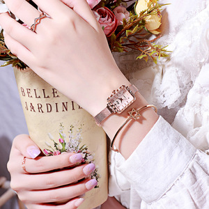 Reloj de mujer con correa de malla a la moda, reloj cuadrado para estudiantes, reloj de cuarzo impermeable para mujer, venta al por mayor. - Product Image 2