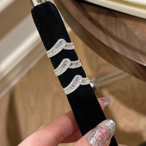 Bague en argent pur S925 avec diamants complets, motif étoile de rivière, chevrons, luxe haut de gamme, exquise avec une lumière scintillante - Product Image 5