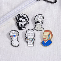 Cadeau unique célébrité Statue humaine Art émail broches en gros classique Figure Sculpture revers chemise sac à dos sac broches broches