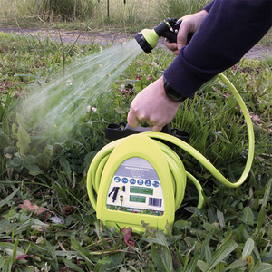 Fabricante 10m 32FT Carrete <span class=keywords><strong>de</strong></span> tubo <span class=keywords><strong>de</strong></span> manguera montado en la pared Carrete <span class=keywords><strong>de</strong></span> manguera <span class=keywords><strong>de</strong></span> jardín para regar Balcones <span class=keywords><strong>de</strong></span> jardín - Product Image 5