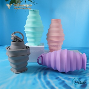 Yachuangxin Silicone <b>Foldable</b> <b>Water</b> <b>Bottle</b> 17cm x 9.5cm Teal Color Compact Portable For Camping Outdoor Use - Product Image 3
