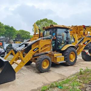 Chargeuse-pelleteuse CAT 420F2 d'occasion bien entretenue avec une charge nominale de 7 tonnes et un composant de pompe en excellent état de fonctionnement - Product Image 2