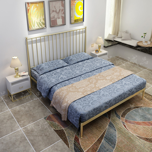 Maison créative médiévale nordique <span class=keywords><strong>Stella</strong></span> or lit double en fer 1.8 mètres 1.5 mètres lit en fer doré cadre en fer lit - Product Image 3