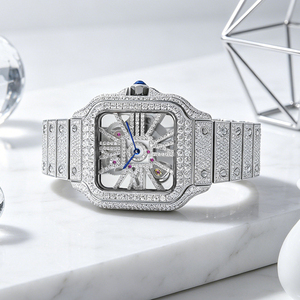 <span class=keywords><strong>Montre</strong></span> pour homme <span class=keywords><strong>personnalisée</strong></span> avec logo Hip Hop, sertie de moissanite, verre saphir, mouvement à quartz <span class=keywords><strong>suisse</strong></span> Ronda, incrustation à la main de moissanite VVS - Product Image 5