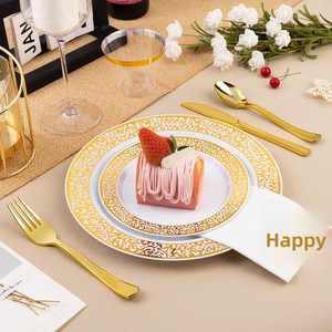 Juego de Vajilla Desechable de Plástico Dorado de 700 Piezas para 100 Personas, Incluye Platos para Cena y Postre, Vasos y Servilletas, Libre de BPA - Product Image 4