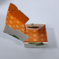 Boîtes d'expédition en carton ondulé recyclables avec logo coloré pour emballages cadeaux, chaussures, vêtements, envois postaux