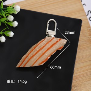 Llavero CHENXI de acrílico y goma con diseño de salmón de sushi de anime japonés, impermeable, ligero y flexible - Product Image 5