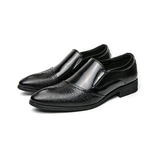 Chaussures en cuir rétro pour hommes 2026, grande taille, à bout pointu |   Chaussures habillées d'été style britannique en cuir bruni pour costumes - Product Image 5