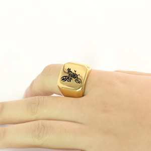 Anillo Cuadrado Dorado para Hombre con Diseño de Gallo Grabado con Láser, 18MM, Joyería de Moda Unisex, Regalo - Product Image 2