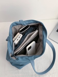 <b>Large</b> Capacity Nylon Tote <b>Bag</b> for Women - Waterproof Lightweight Shoulder Handbag with Zipper Pocket, Ideal for Work, Daily Use - Product Image 2