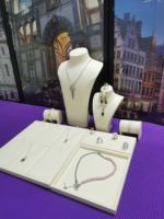 Supports de présentation de bijoux de haute qualité, personnalisables, en microfibre beige, pour colliers, bagues et boucles d'oreilles