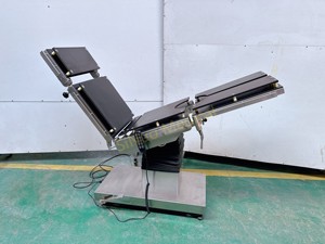 Xinyinuo SN-CP01เคลื่อนที่แบบแกนคู่ไฟฟ้า <span class=keywords><strong>C-ARM</strong></span> โต๊ะปฏิบัติการผ่าตัดแบบบูรณาการได้รับการรับรอง CE Class II เครื่องจักรขับเคลื่อน - Product Image 4