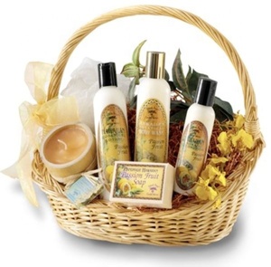 Cesta de regalos de navidad única para mujeres jóvenes - Product Image 5