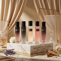 Collection de mini-parfums tendance aux senteurs fruitées, prise en charge OEM/ODM, coffret de 5 parfums avec boîte magnétique rose vif