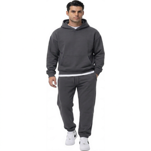 Ensemble de survêtement gris uni à capuche pour homme, manches longues, décontracté, athlétique, 100 % coton, respirant, poids moyen, pantalon à cordon de serrage - Product Image 1