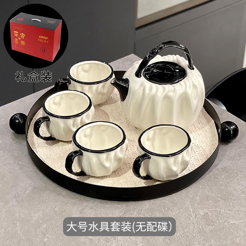 Un pot de quatre tasses plateau-cadeau