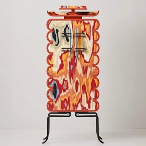 Armoire d'entrée moderne inspirée de l'Art <span class=keywords><strong>Déco</strong></span>, avec des bords ornés et un grand espace de rangement - Product Image 1