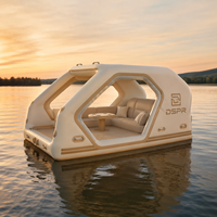 Catamaran gonflable commercial avec île-bar flottante pour la location en milieu de plage ou de parc aquatique