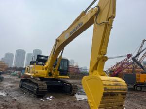 KOMATSU PC450-8 de 45 tonnes de classe hydraulique pour l'exploitation minière de terrassement équipée de composants de pompe à moteur à noyau - Product Image 5