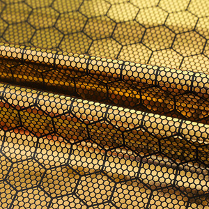 <span class=keywords><strong>ผ้า</strong></span>โพลีเอสเตอร์ยืดหยุ่น แห้งเร็ว เก็บความร้อนด้วยกราฟีนและฟอยล์เงิน สำหรับเสื้อแจ็คเก็ตกลางแจ้ง เสื้อกันลม และผ้าห่มอุ่น - Product Image 3