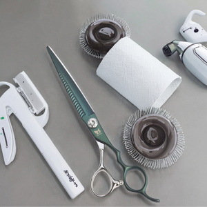 Ciseaux japonais pour cheveux CNC-M11, ciseaux de coiffure professionnels, lame tranchante en acier pour la coupe de cheveux, ciseaux de barbier - Product Image 3