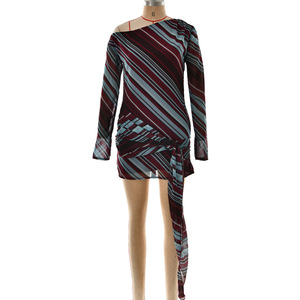 Minivestido a rayas de un solo hombro y manga larga con lazo en la cintura para uso casual - Product Image 5