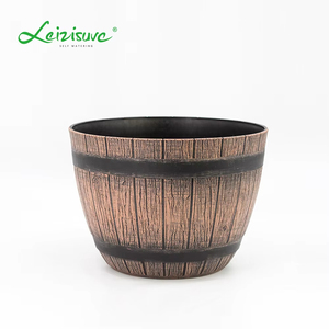 Usine Direct Prix Macetas De Madera Résine En Plastique Pot De Fleurs et Pot De Plante En Gros Vintage En Bois Comme Baril pour Jardin