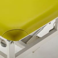Table de massage électrique à 3 moteurs, 4 sections réglables, avec vérins à ciseaux, roulettes verrouillables et télécommande manuelle pour spa et clinique