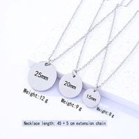 Collier avec pendentif rond personnalisé, chaîne en acier inoxydable, bijoux médaillon pour cadeau et souvenir