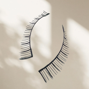 Cils synthétiques coréens effet léger et naturel IW B 20, doux, pour un effet sculptant des yeux, OEM ODM, vente en gros internationale B2B, articles en stock - Product Image 1