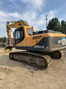 Excavadora Hyundai CE de 22 toneladas de segunda mano, motor Perkins de 2200kg y componentes del núcleo de la bomba, 1 año de garantía - Product Image 3