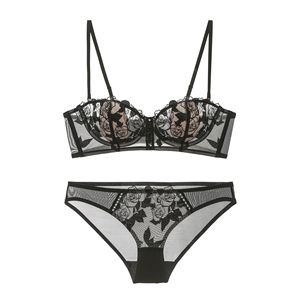 [Personnalisé/] oreilles de lapin <span class=keywords><strong>gros</strong></span> seins petits seins dentelle Sexy brodé sous-vêtements français soutien-gorge couverture ensemble - Product Image 1